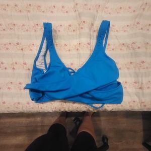 Venus lovely lift swim top, sz large, new